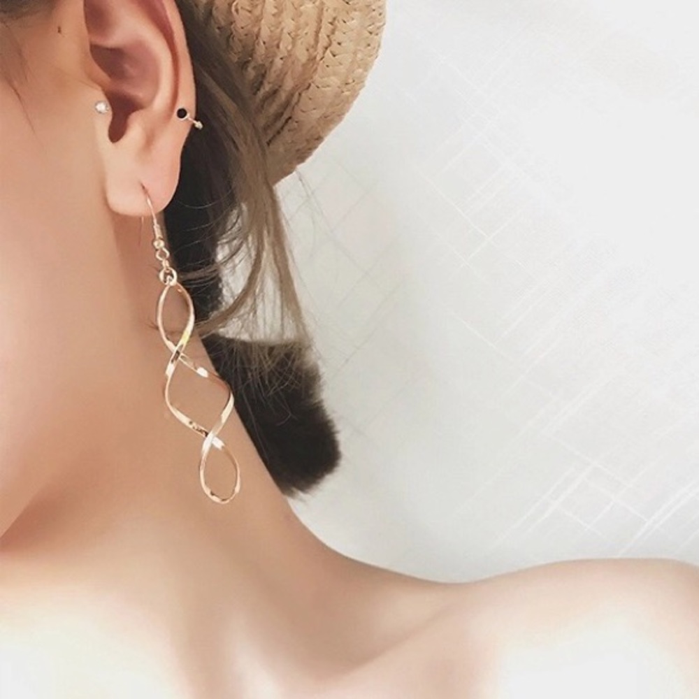 😍Double Loop😍 Earrings Women Long Wave Dangle